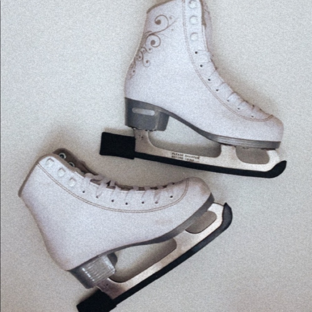junior ice skates